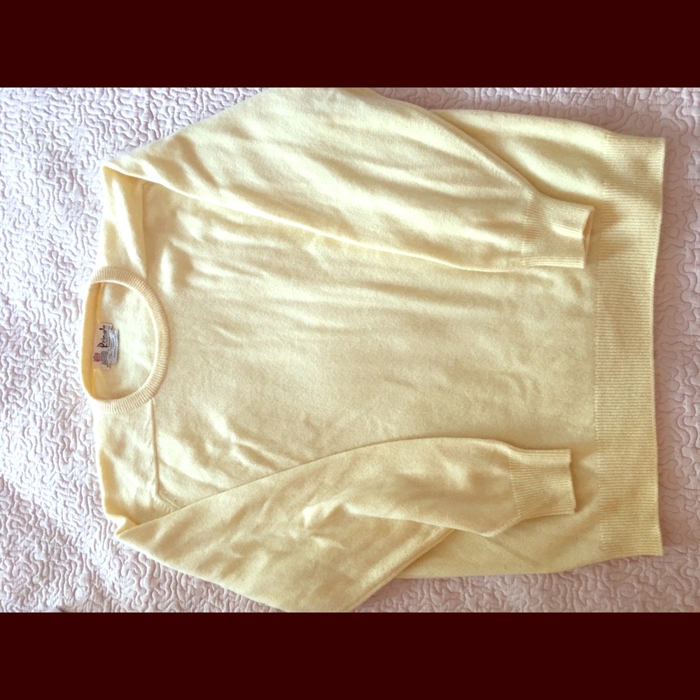 Pringle cashmere crew neck sweater